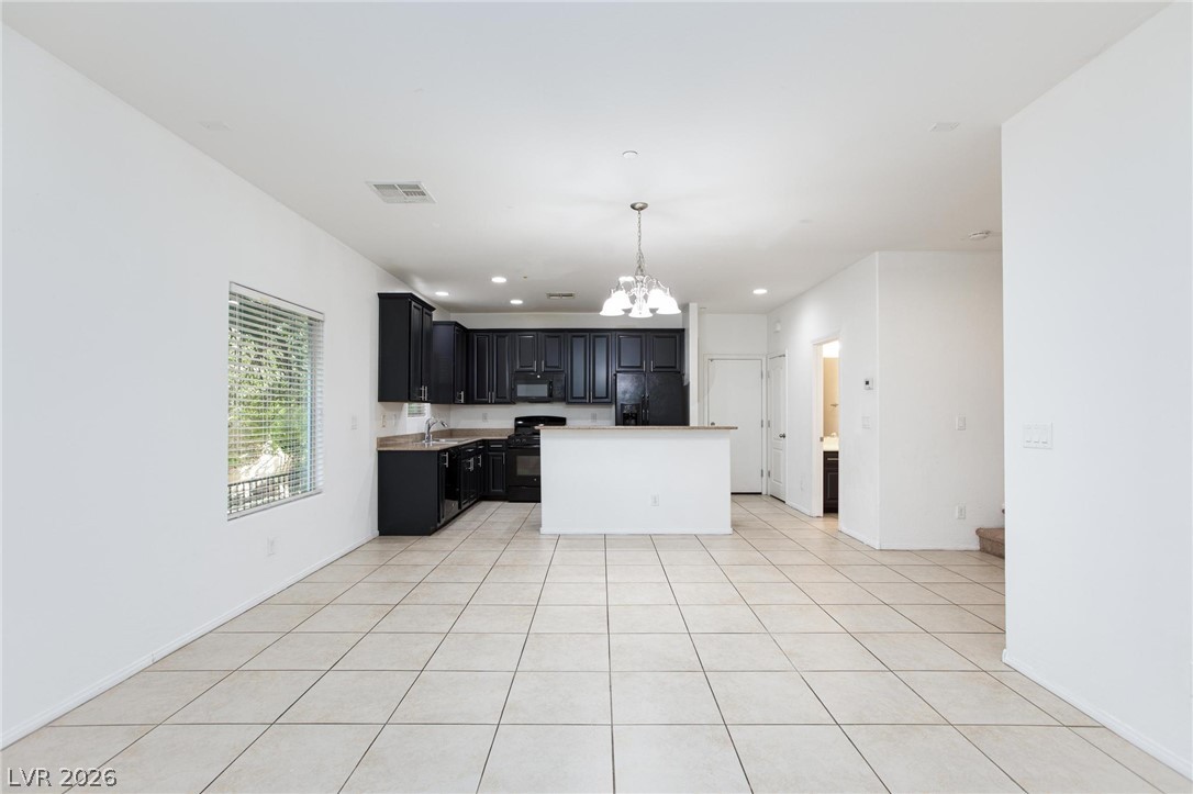 7720 Vibrant Thread Court Property Photo 6