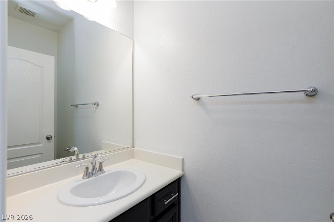 7720 Vibrant Thread Court Property Photo 9