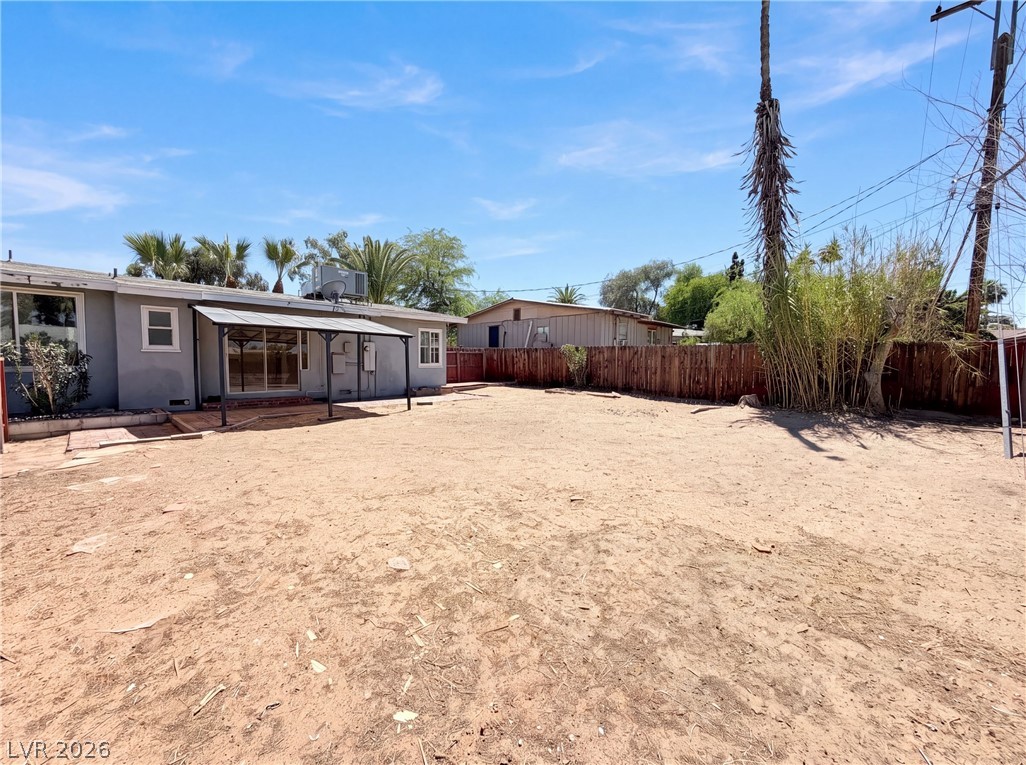 1437 Franklin Avenue Property Photo 5