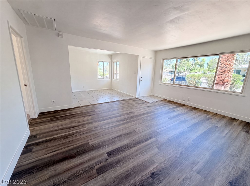 1437 Franklin Avenue Property Photo 12