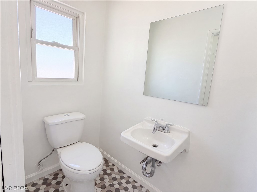1437 Franklin Avenue Property Photo 29