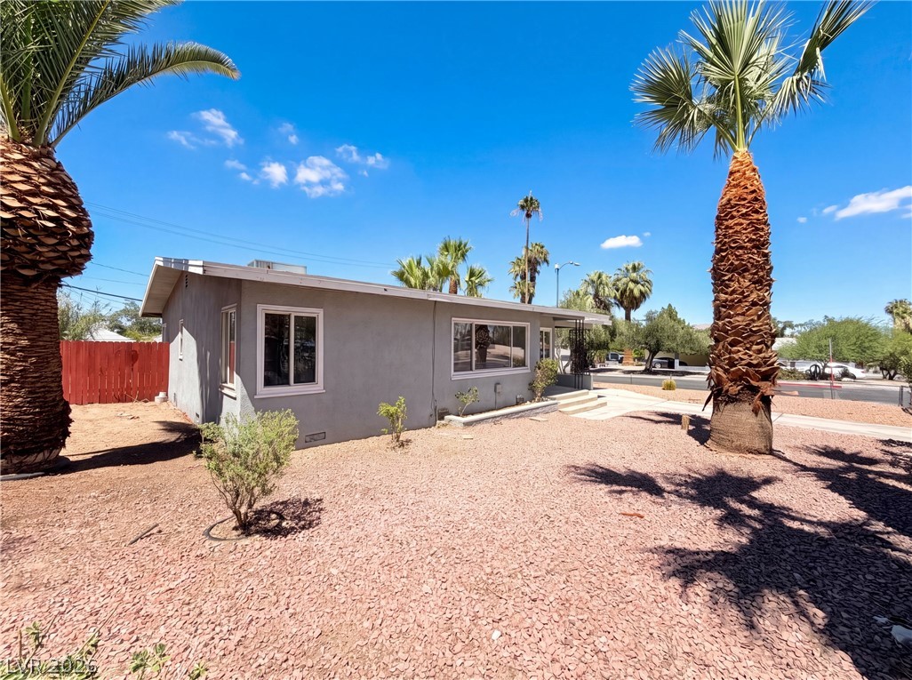 1437 Franklin Avenue Property Photo 38