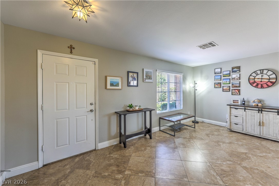 152 Welland Court Property Photo 18