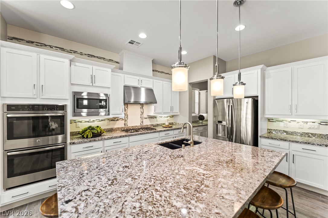 12118 Rojo Roma Avenue Property Photo 6