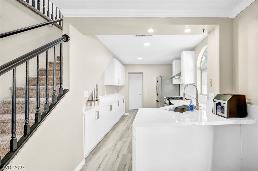 8914 Indian Eagle Drive Property Photo 12