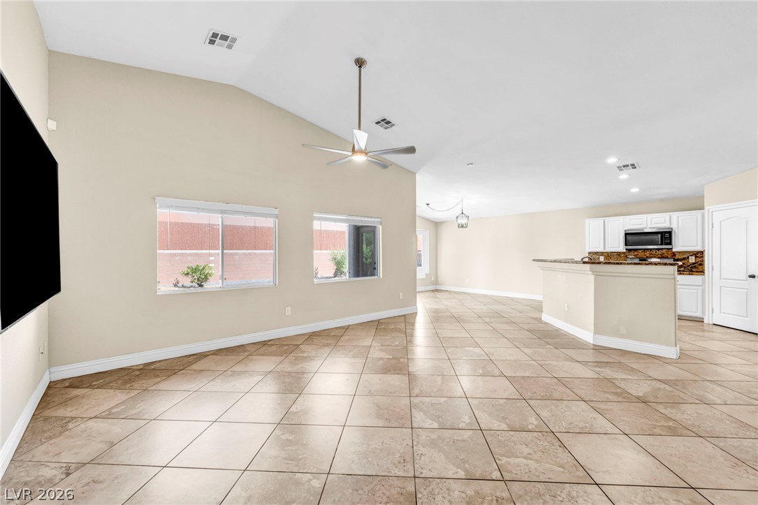 6405 Raptor Court Property Photo 18