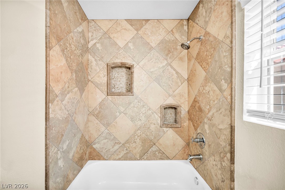 6405 Raptor Court Property Photo 29