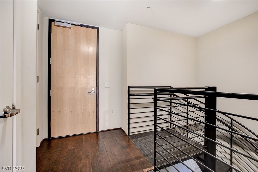 353 East Bonneville Avenue 181/281 Property Photo 8