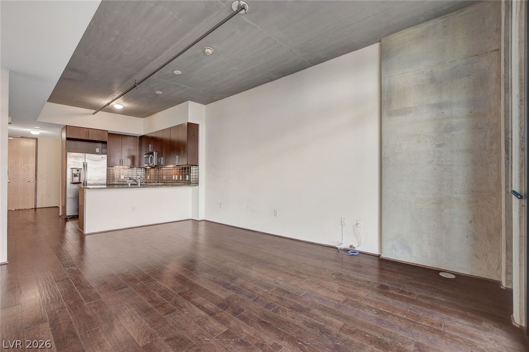 353 East Bonneville Avenue 181/281 Property Photo 14