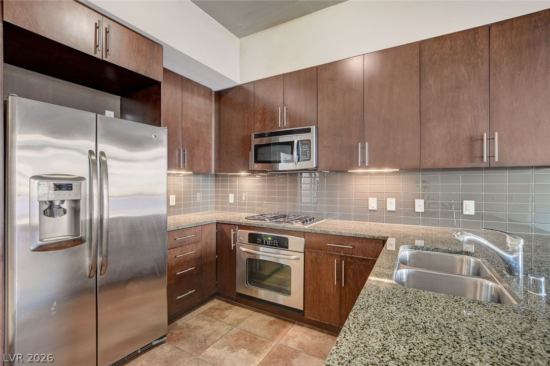 353 East Bonneville Avenue 181/281 Property Photo 15