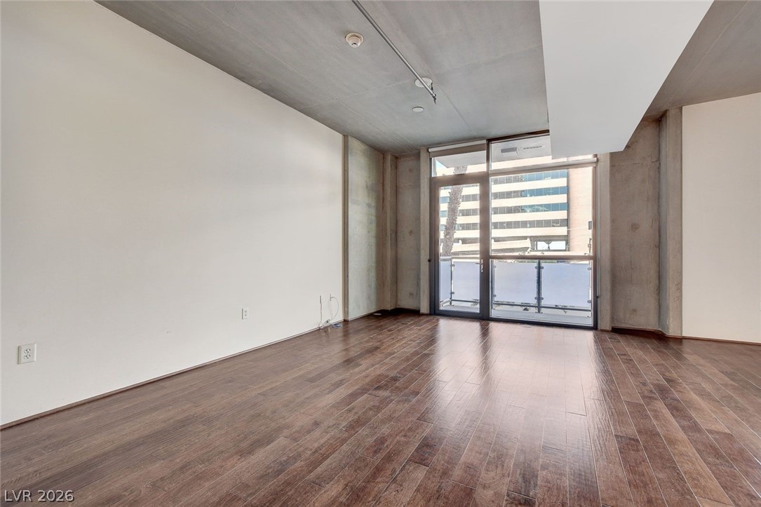 353 East Bonneville Avenue 181/281 Property Photo 25