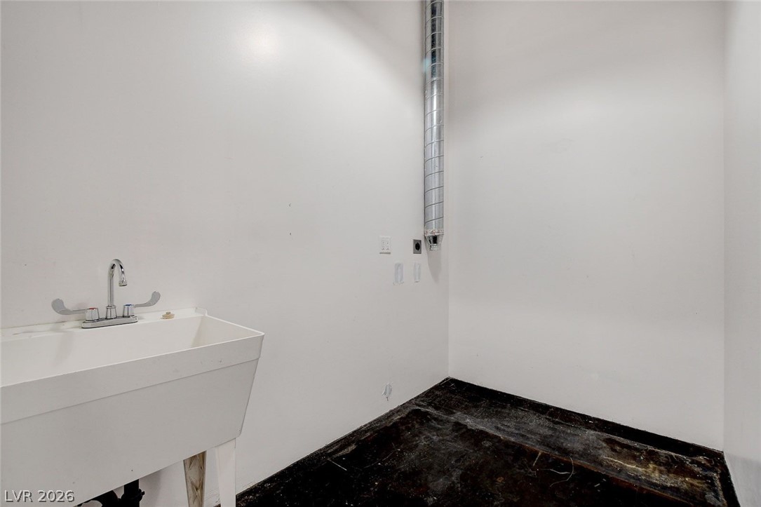 353 East Bonneville Avenue 181/281 Property Photo 36