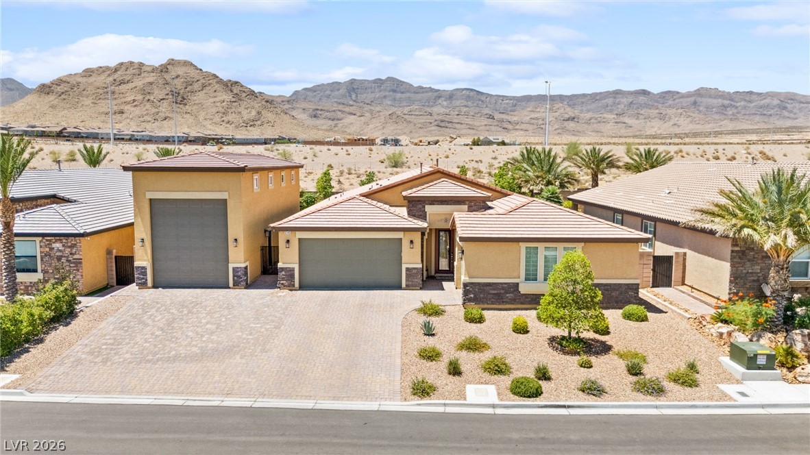 5745 Temple Ridge Court Property Photo 4