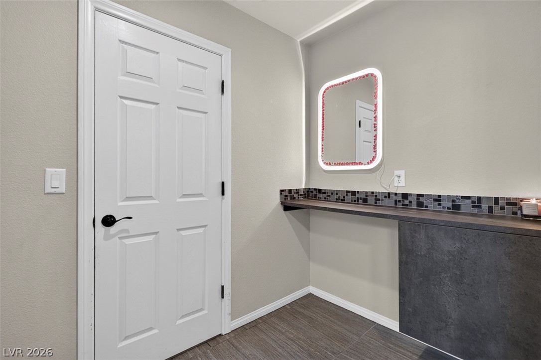 9726 Fox Estate St Property Photo 31