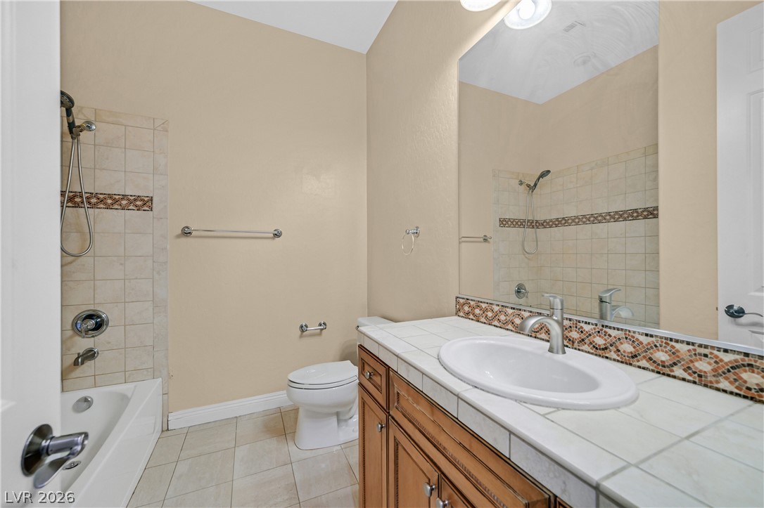2184 Pont National Drive Property Photo 25