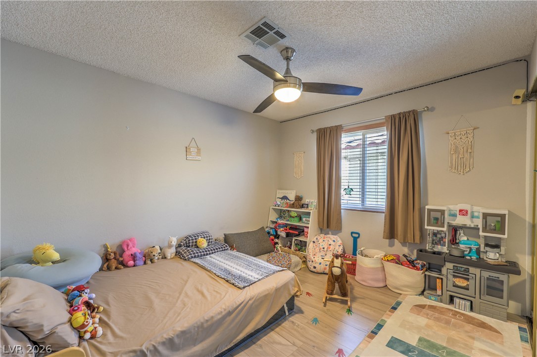 925 Rockview Drive 202 Property Photo 21