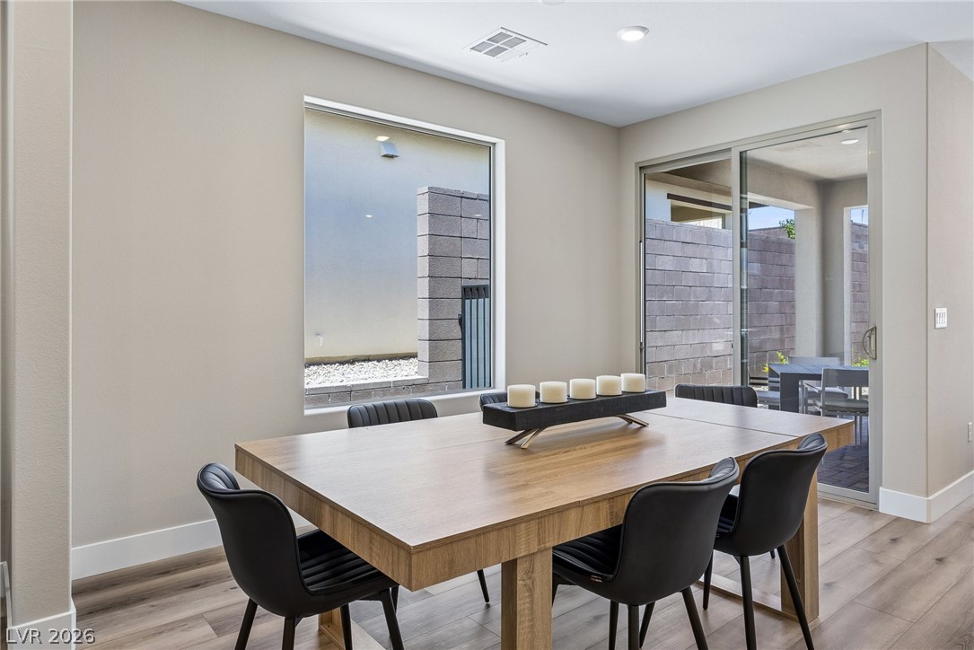 10050 Amber Rose Avenue Property Photo 10
