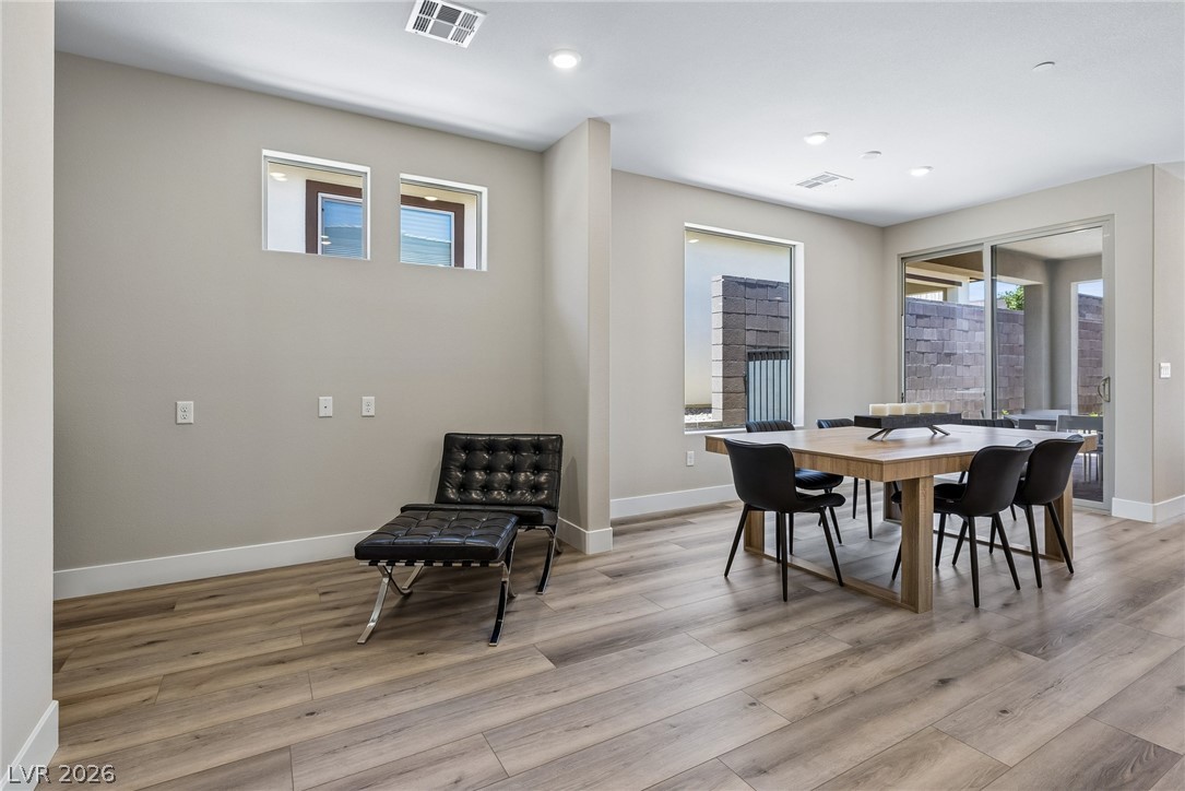 10050 Amber Rose Avenue Property Photo 11
