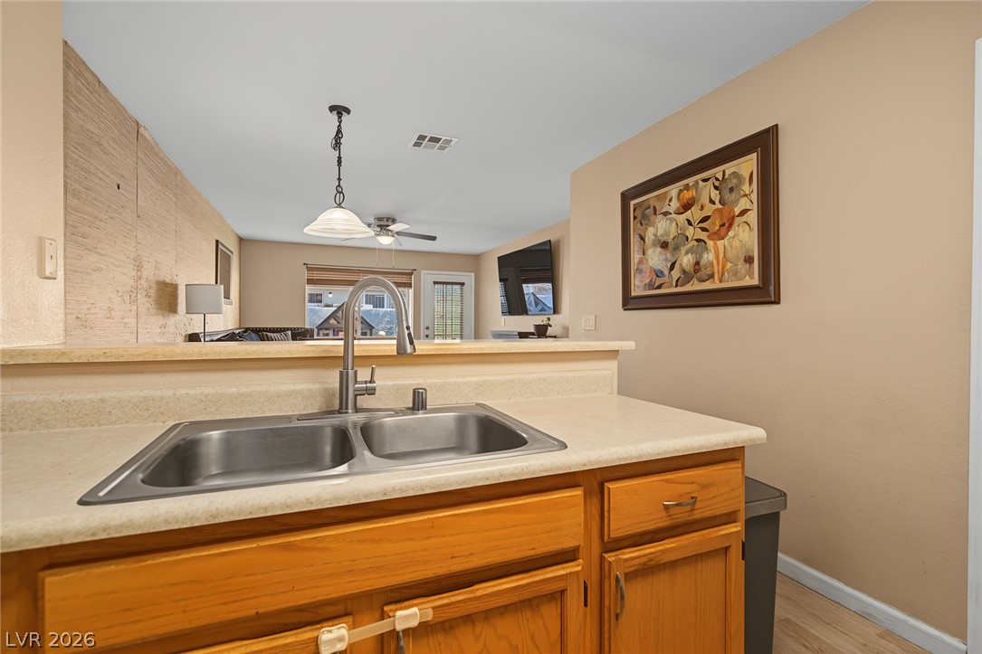 2140 Willowbury Drive C Property Photo 13