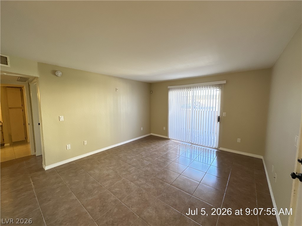 1150 North Buffalo Drive 1090 Property Photo 6