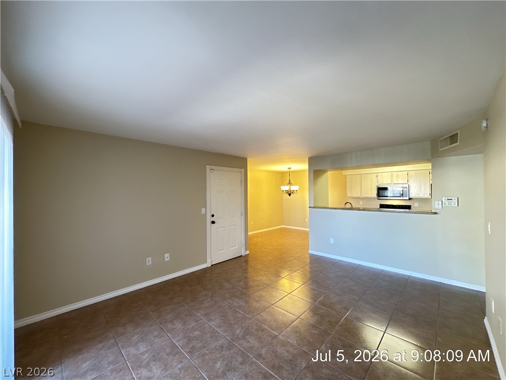 1150 North Buffalo Drive 1090 Property Photo 8