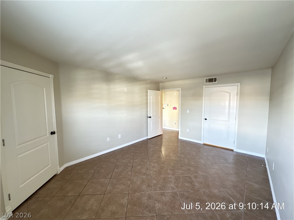 1150 North Buffalo Drive 1090 Property Photo 17