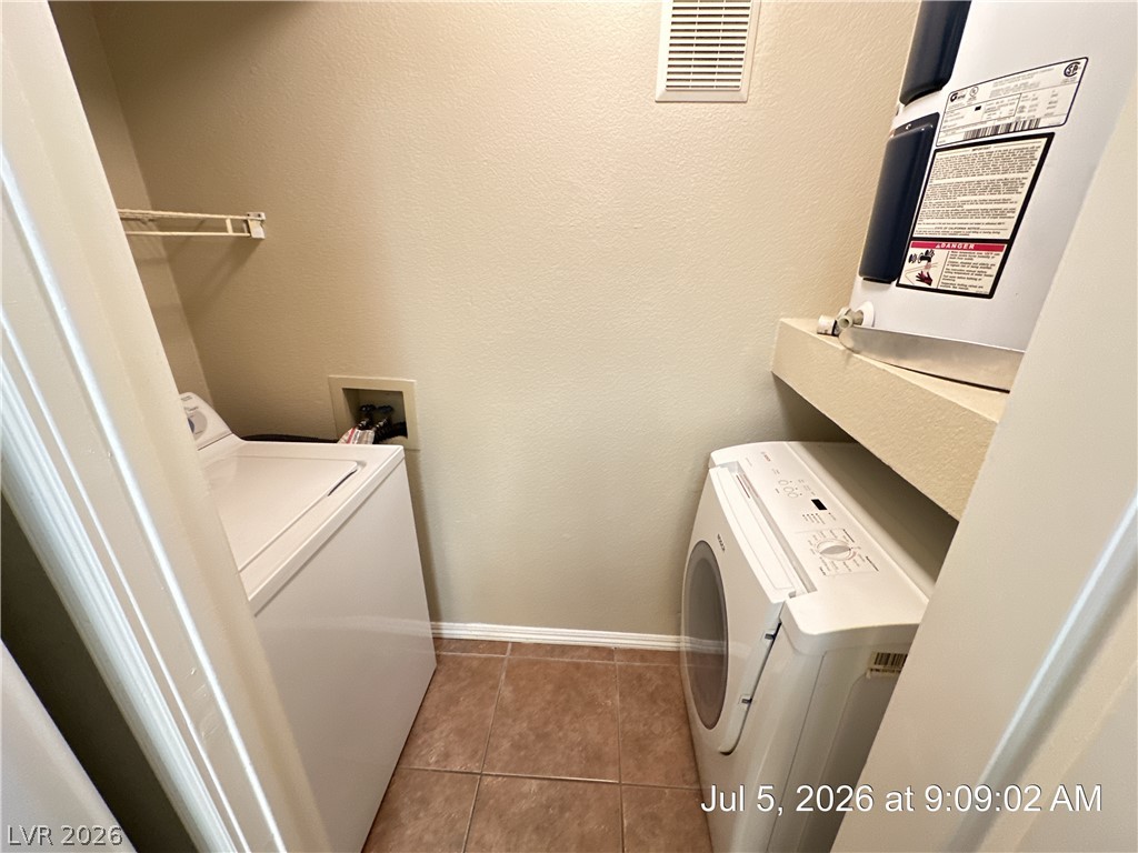 1150 North Buffalo Drive 1090 Property Photo 22