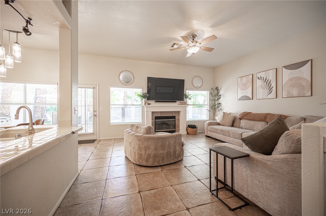 3116 Saint Tropez Street Property Photo 12