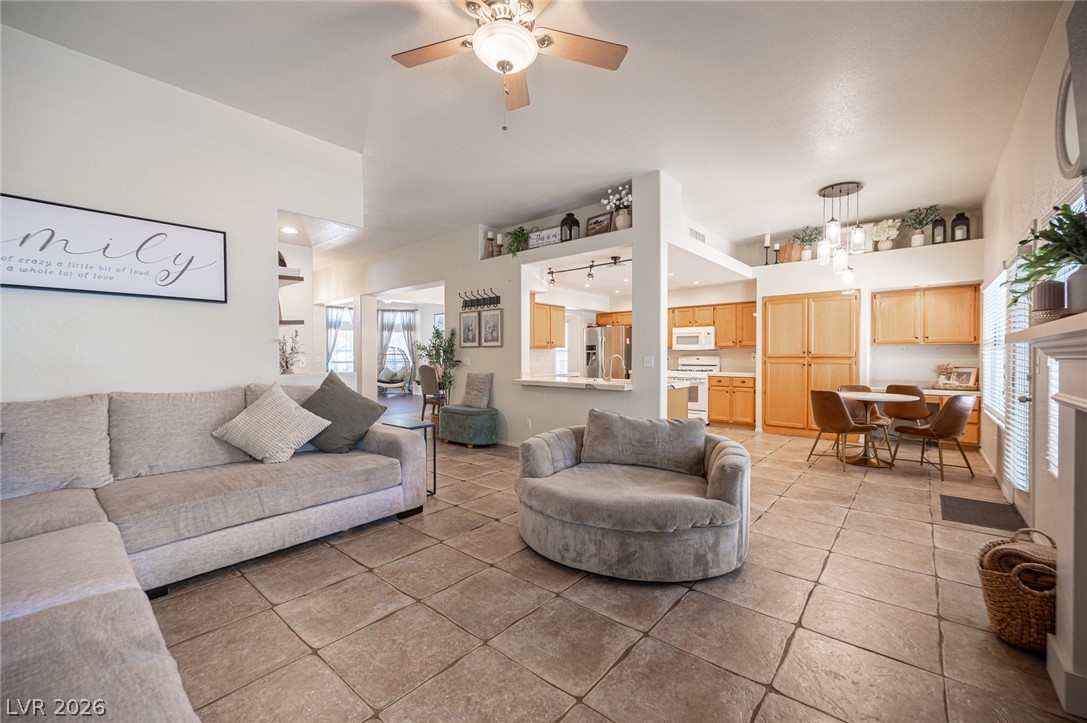 3116 Saint Tropez Street Property Photo 15