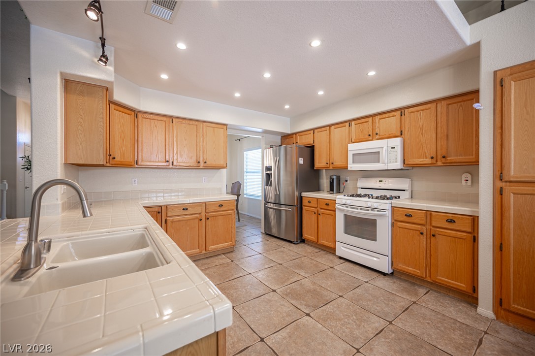 3116 Saint Tropez Street Property Photo 16
