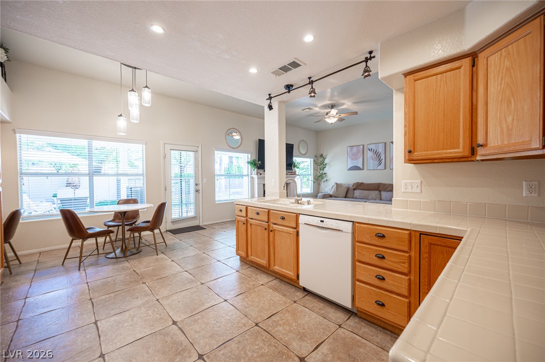 3116 Saint Tropez Street Property Photo 20
