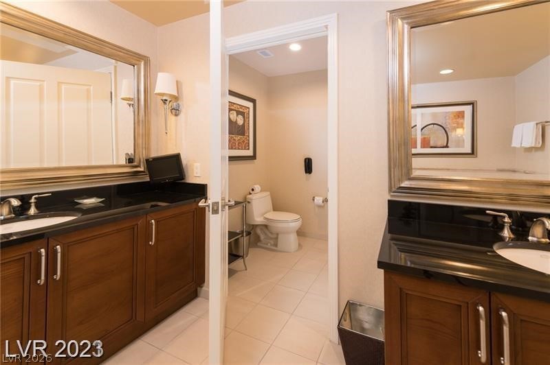 125 East Harmon Avenue 2814/2816 Property Photo 9