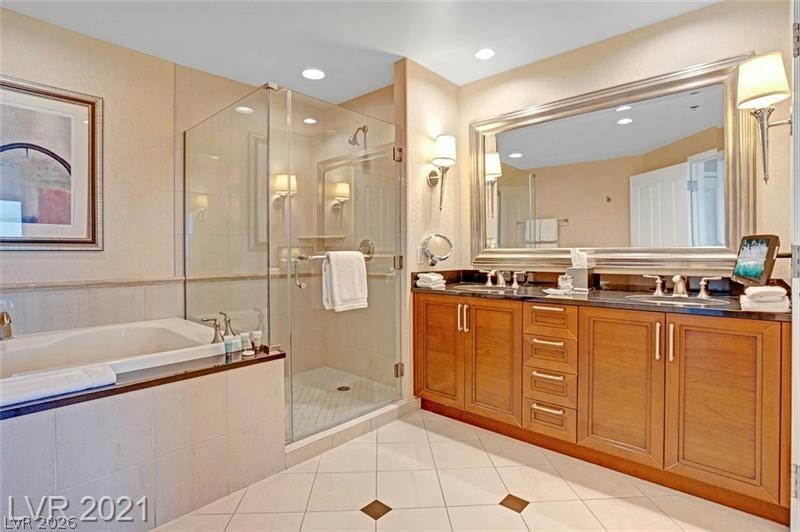 125 East Harmon Avenue 2814/2816 Property Photo 37