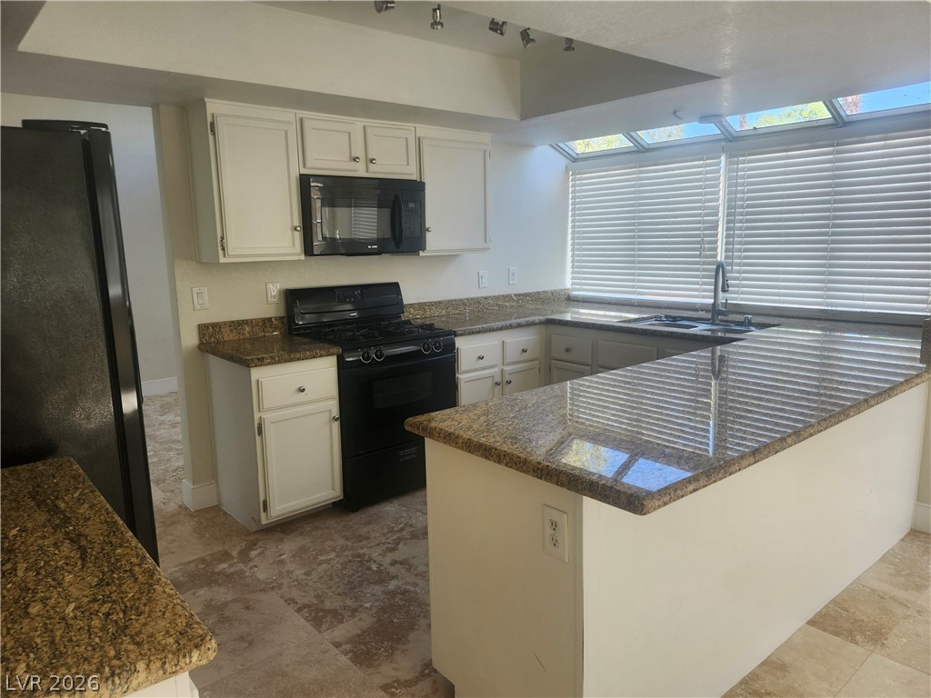 8428 Oyster Drive Property Photo 11
