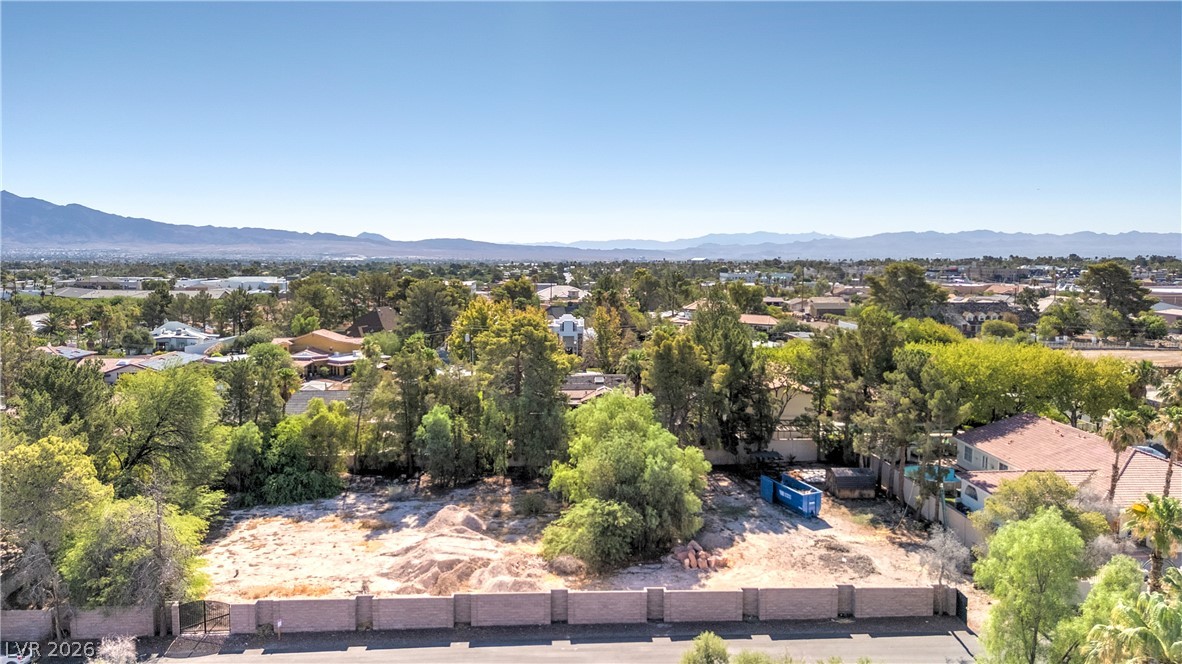 Robar Property Photo 2