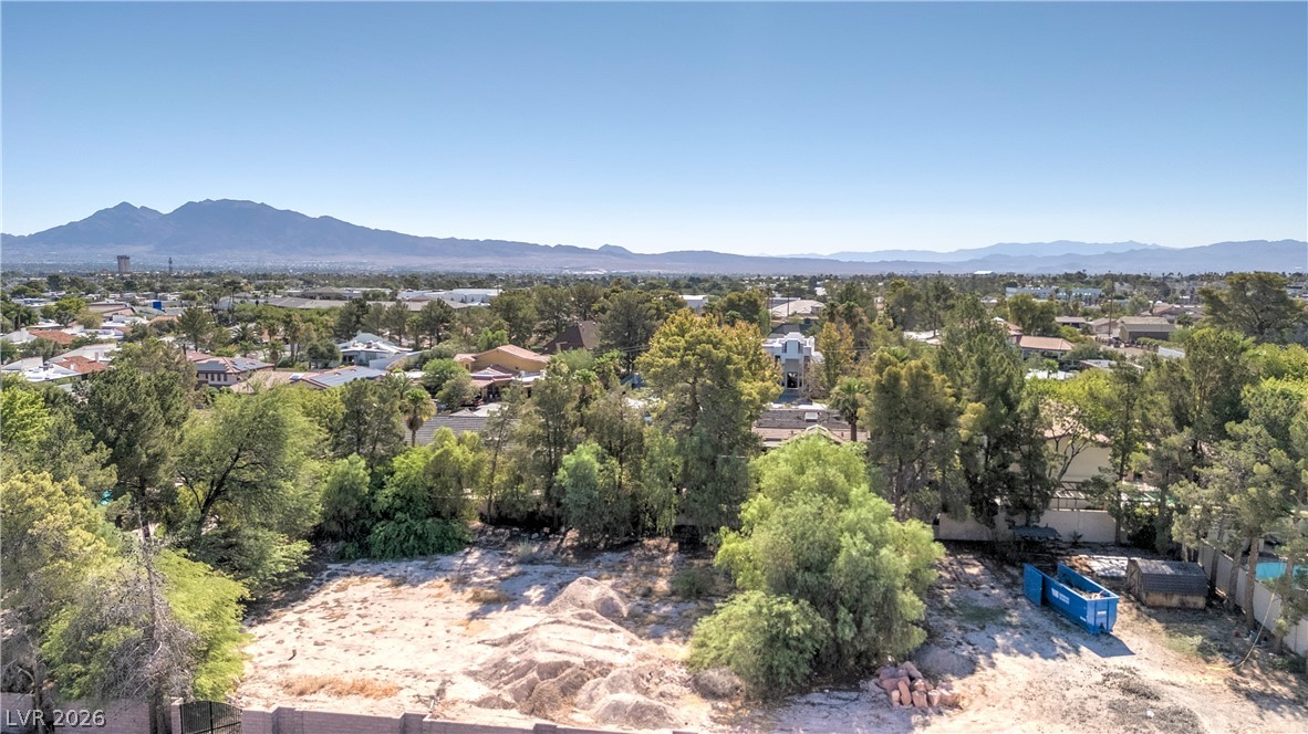 Robar Property Photo 3