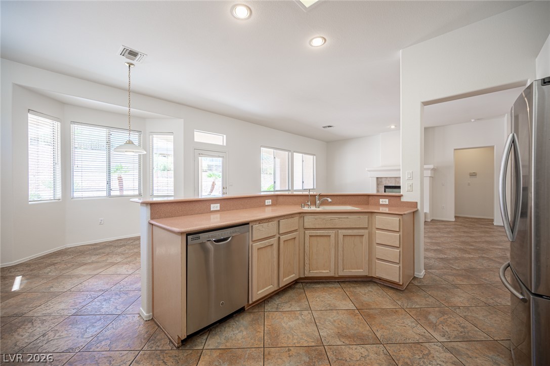 10820 Mission Lakes Avenue Property Photo 12