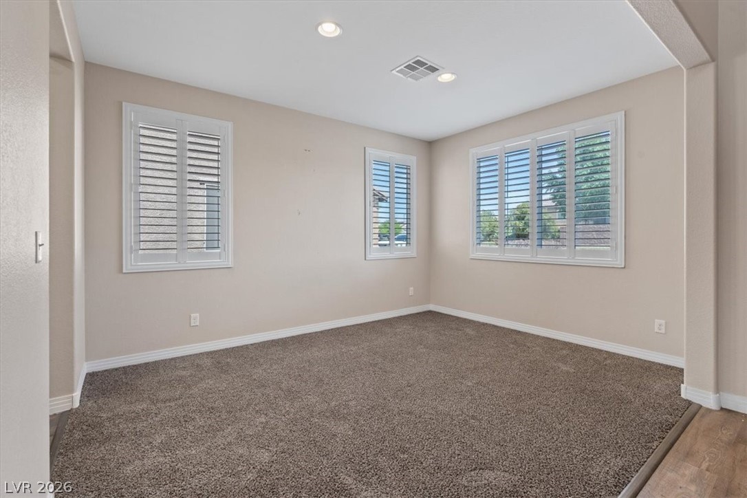 1121 Copper Grass Street Property Photo 13