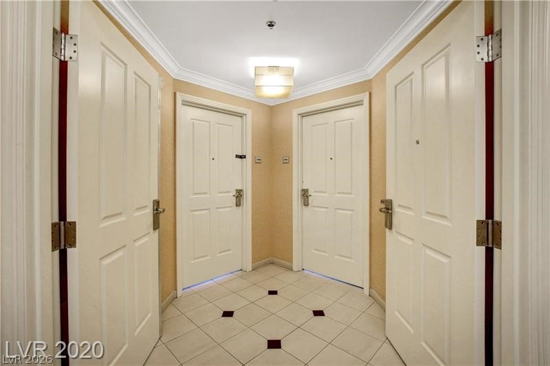 125 East Harmon Avenue 1620 Property Photo 4