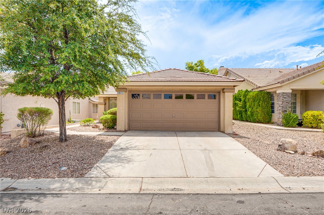 9829 Panorama Cliff Drive Property Photo 1