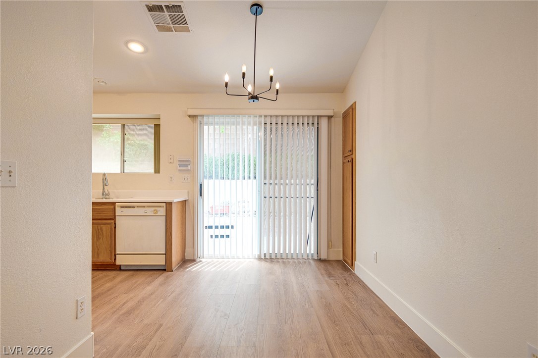 9829 Panorama Cliff Drive Property Photo 6