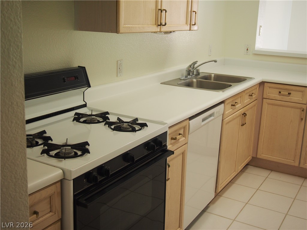7724 Bauble Avenue Property Photo 11