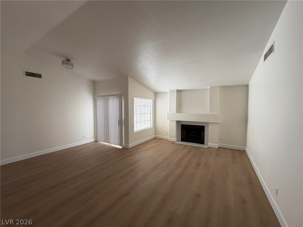 2324 Chapman Hill Drive Property Photo 3