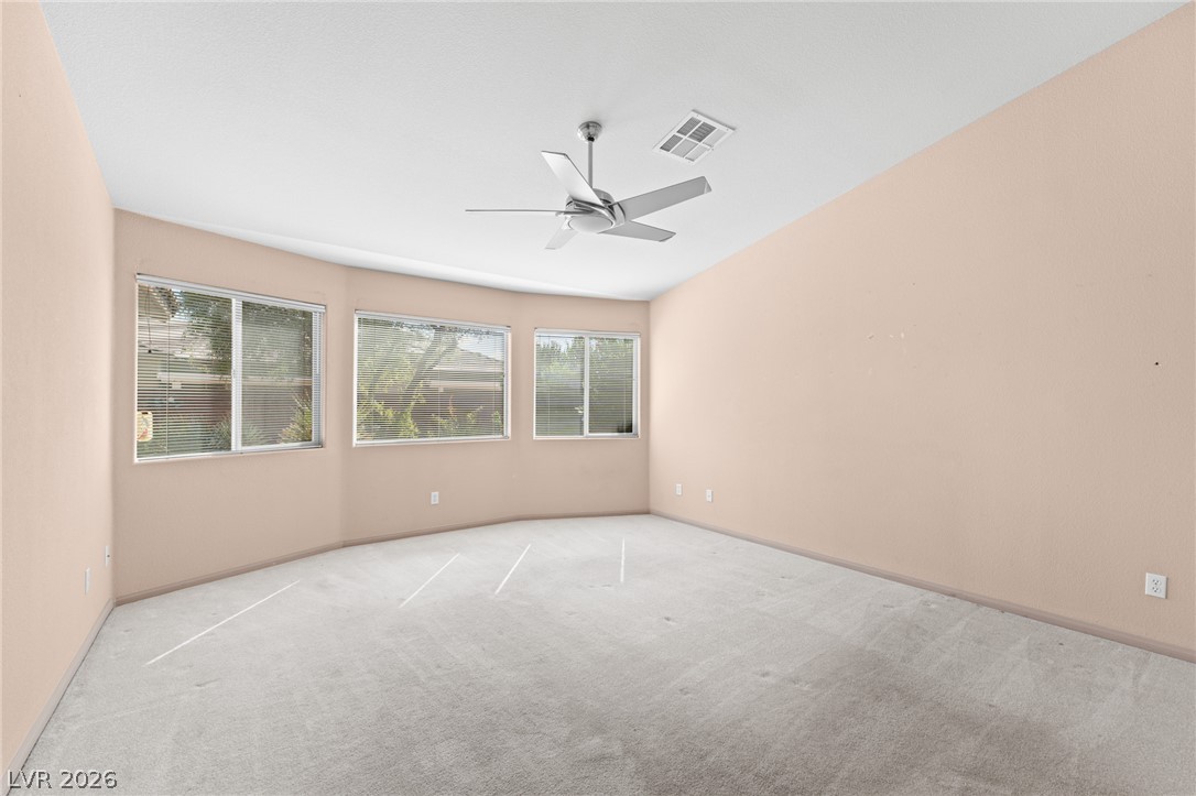 3848 Greenfield Lakes Street Property Photo 11