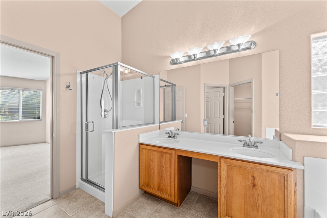 3848 Greenfield Lakes Street Property Photo 14