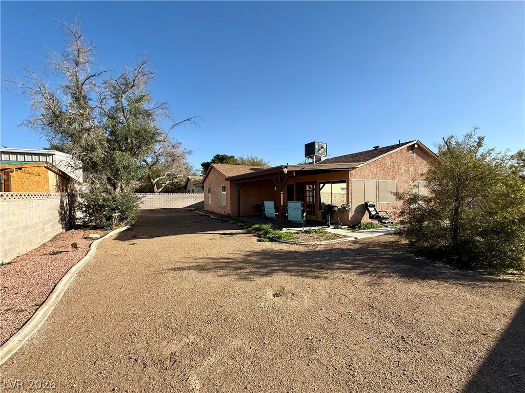 2126 Rawhide Street Property Photo 23