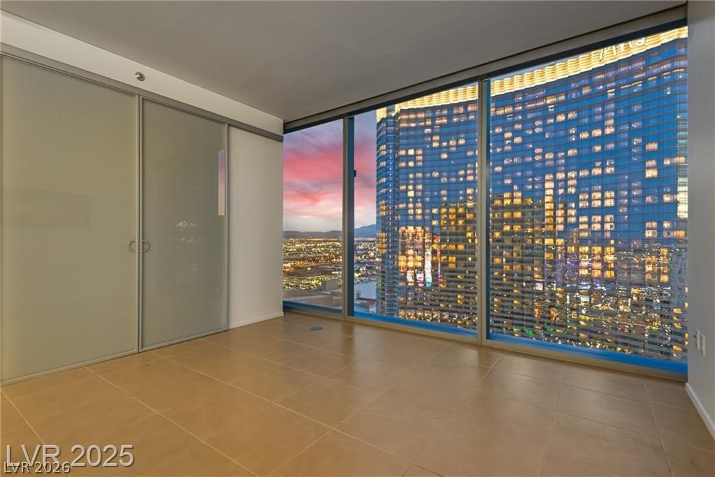 3726 Las Vegas Boulevard 2702 Property Photo 2