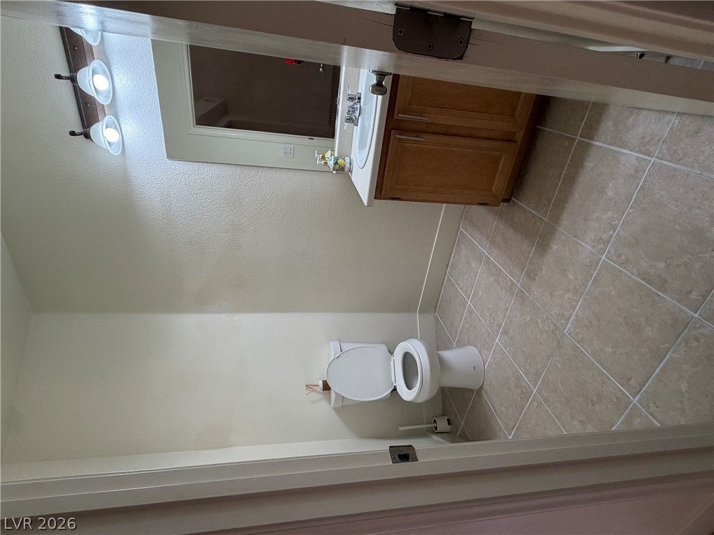 4909 Royal Lake Avenue Property Photo 6
