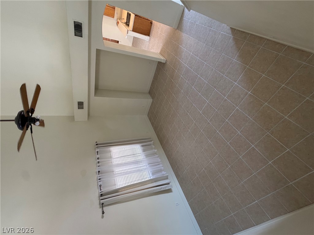 4909 Royal Lake Avenue Property Photo 7