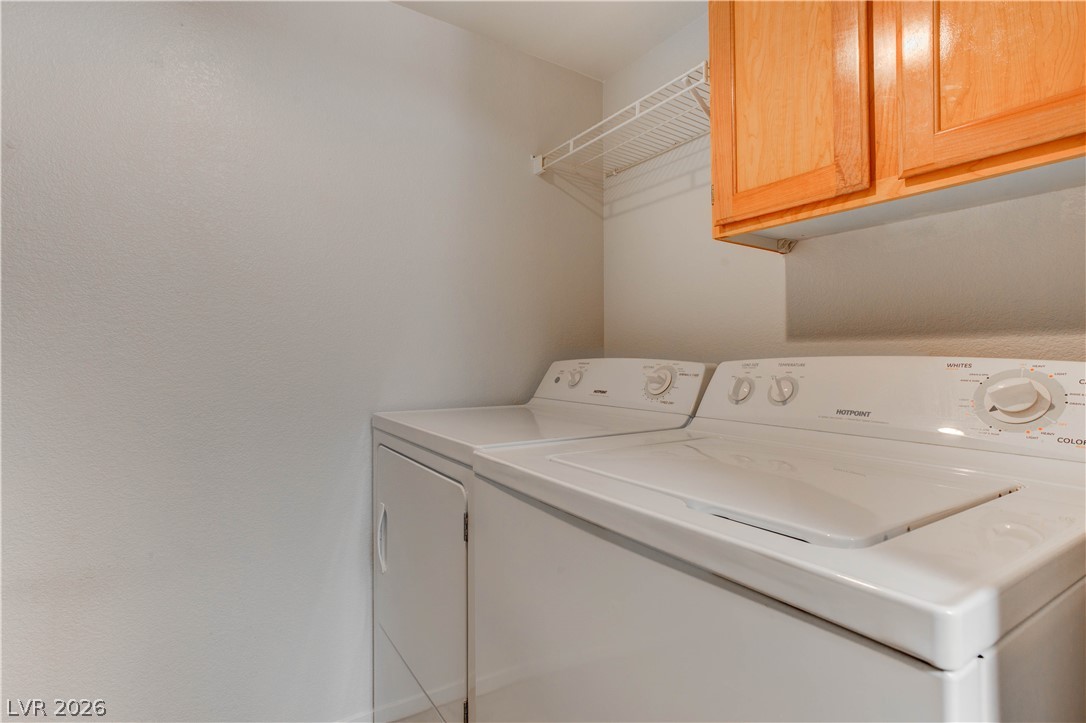 690 Ambling Gait Avenue Property Photo 11
